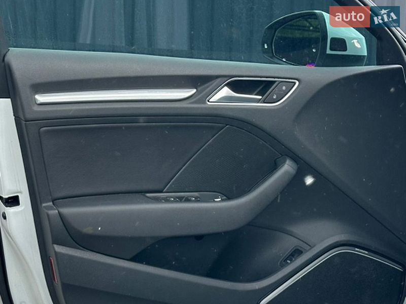 Седан Audi A3 2014 в Дніпрі