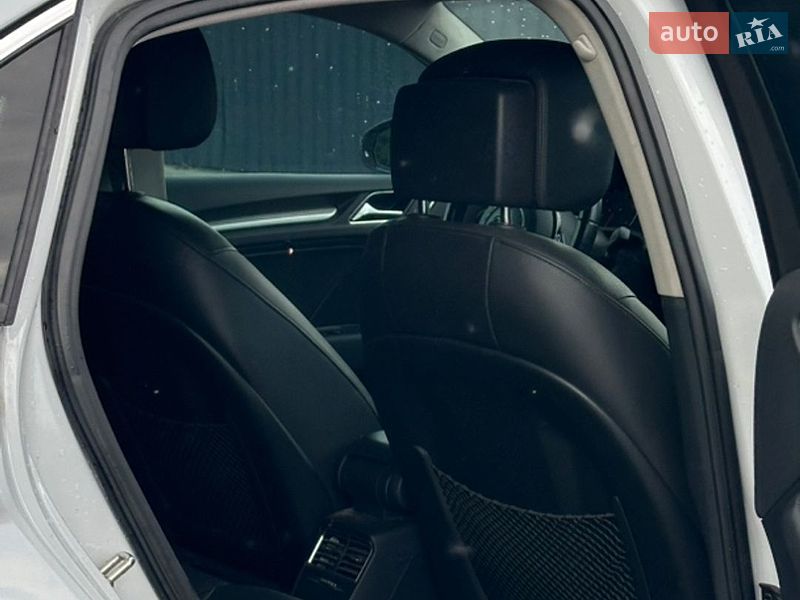 Седан Audi A3 2014 в Дніпрі
