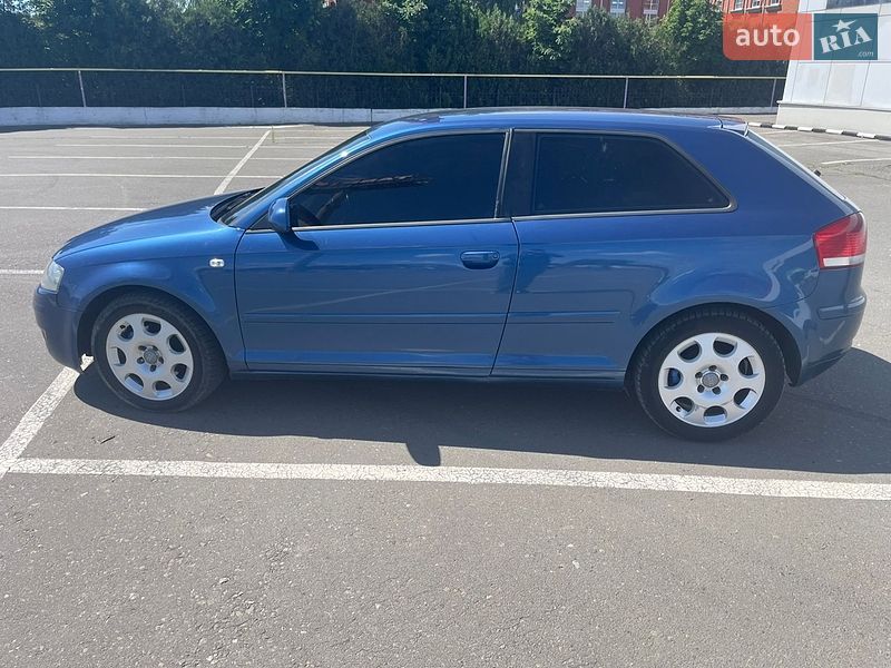 Хэтчбек Audi A3 2004 в Белгороде-Днестровском