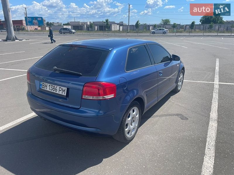 Хэтчбек Audi A3 2004 в Белгороде-Днестровском