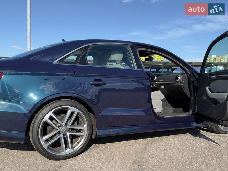Седан Audi A3 2017 в Харкові