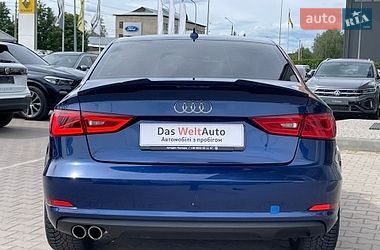 Седан Audi A3 2014 в Чернівцях