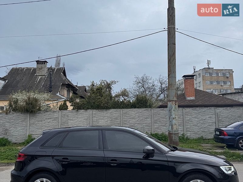 Хетчбек Audi A3 2015 в Харкові