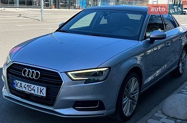 Седан Audi A3 2017 в Києві