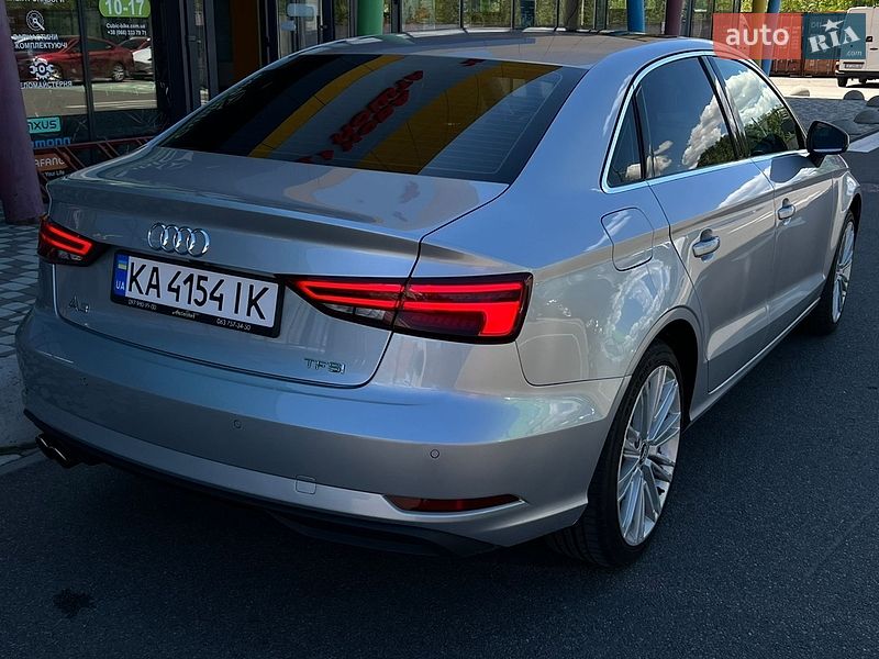 Седан Audi A3 2017 в Києві