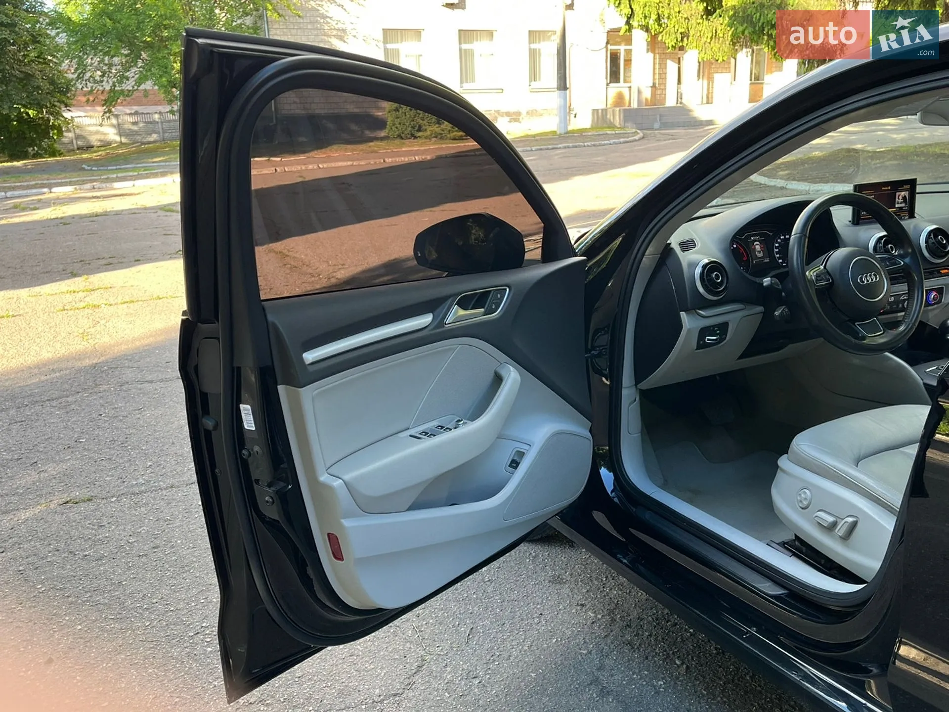 2015 Audi A3 - мініатюра 32