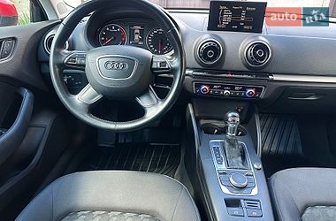 Хэтчбек Audi A3 2016 в Киеве