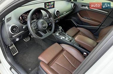 Хетчбек Audi A3 2017 в Дніпрі