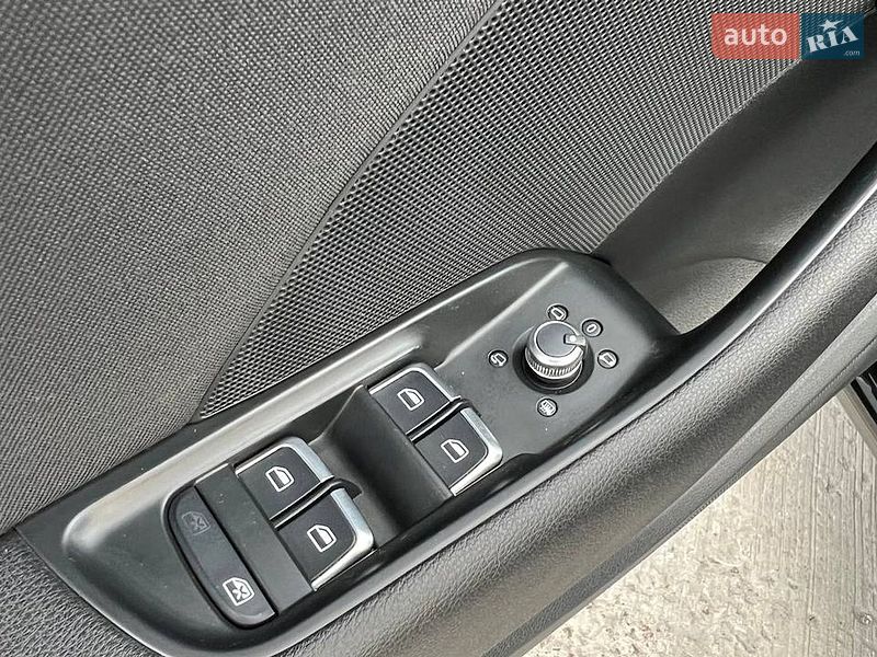 Хэтчбек Audi A3 2014 в Киеве