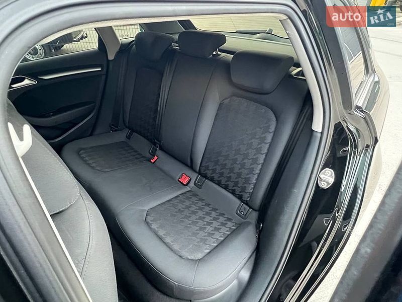 Хэтчбек Audi A3 2014 в Киеве