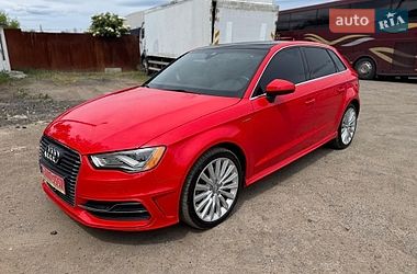 Хэтчбек Audi A3 2015 в Львове