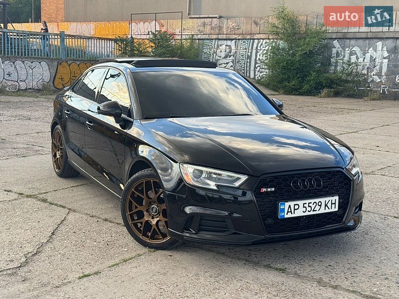 Седан Audi A3 2017 в Запоріжжі