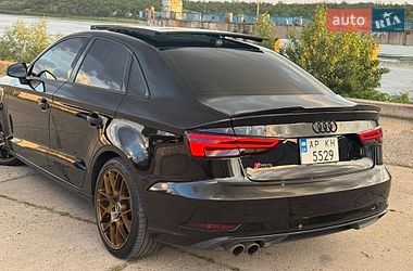 Седан Audi A3 2017 в Запоріжжі