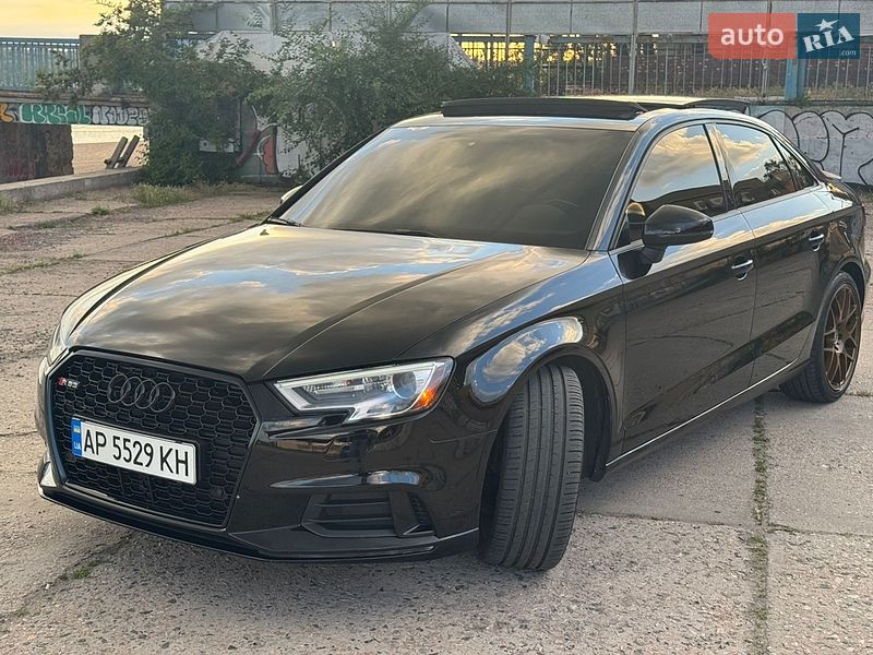 Седан Audi A3 2017 в Запоріжжі