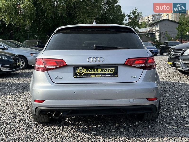Хэтчбек Audi A3 2018 в Львове