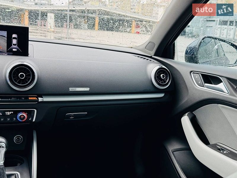 Седан Audi A3 2017 в Києві