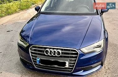 Седан Audi A3 2014 в Запорожье Седан Audi A3 2014 в Запорожье