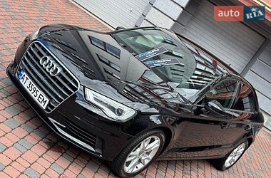 Седан Audi A3 2015 в Ивано-Франковске