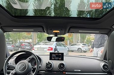Седан Audi A3 2016 в Киеве