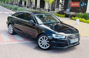 Седан Audi A3 2014 в Києві