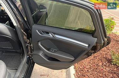 Седан Audi A3 2014 в Києві