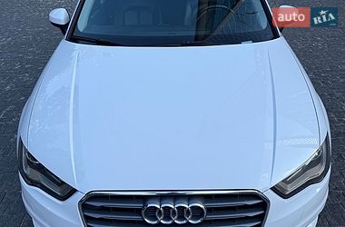 Седан Audi A3 2015 в Киеве