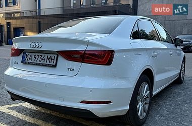 Седан Audi A3 2015 в Киеве
