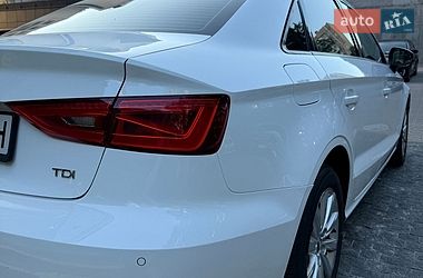 Седан Audi A3 2015 в Киеве