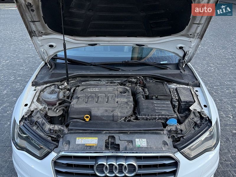 Седан Audi A3 2015 в Киеве