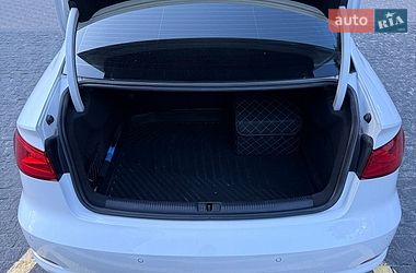Седан Audi A3 2015 в Киеве