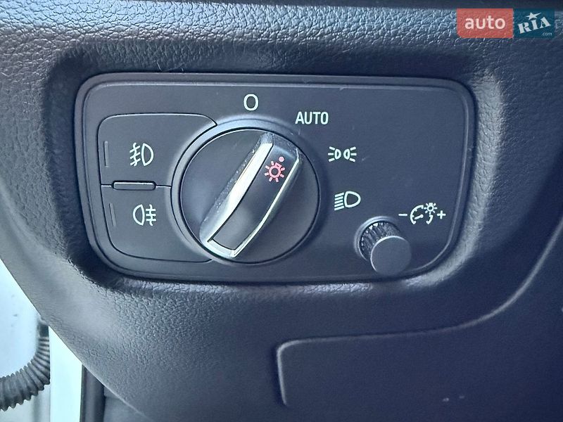 Седан Audi A3 2015 в Киеве фото 36 Седан Audi A3 2015 в Киеве