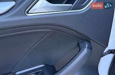 Седан Audi A3 2015 в Киеве