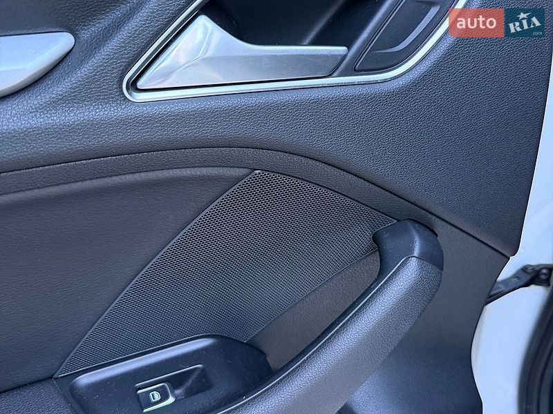 Седан Audi A3 2015 в Киеве