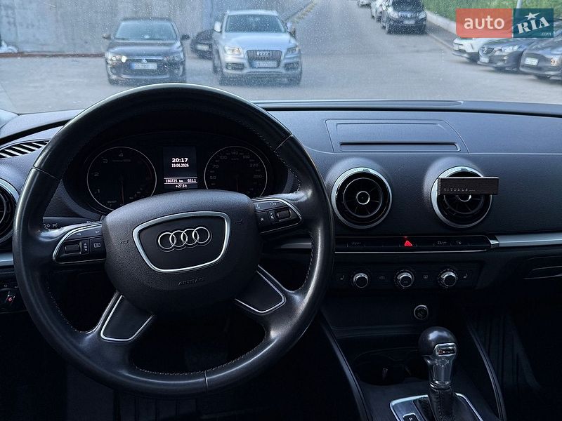 Седан Audi A3 2015 в Киеве