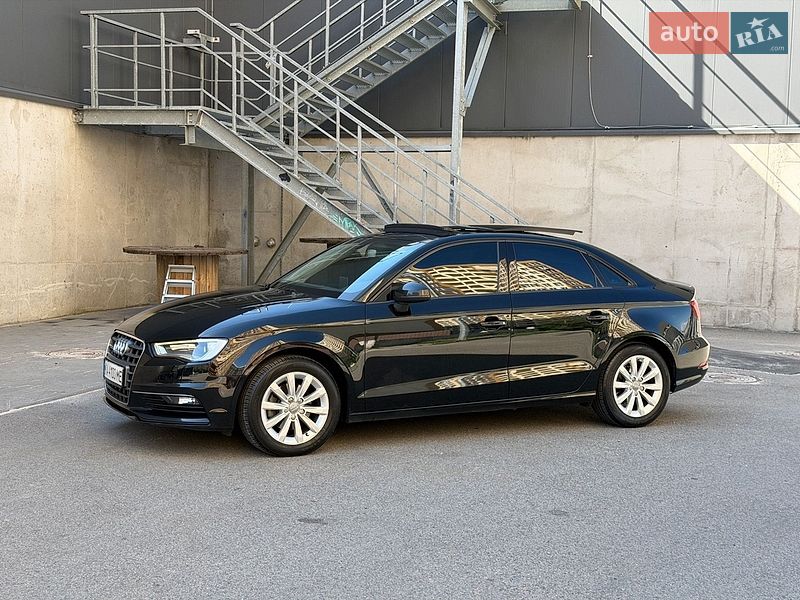 Седан Audi A3 2015 в Києві фото 2 Седан Audi A3 2015 в Києві
