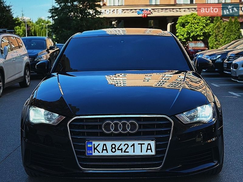 Седан Audi A3 2014 в Києві