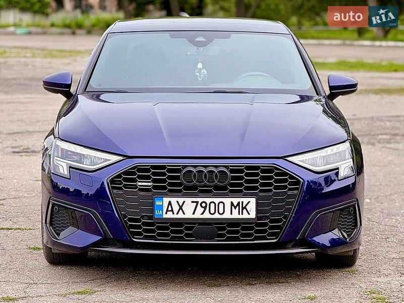 Седан Audi A3 2023 в Харкові