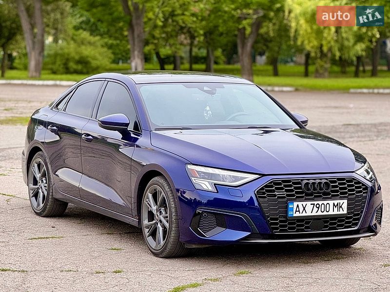Седан Audi A3 2023 в Харкові