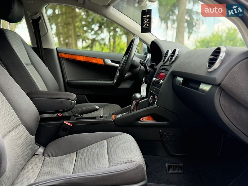 Хетчбек Audi A3 2010 в Старокостянтинові