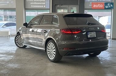 Хетчбек Audi A3 2015 в Одесі