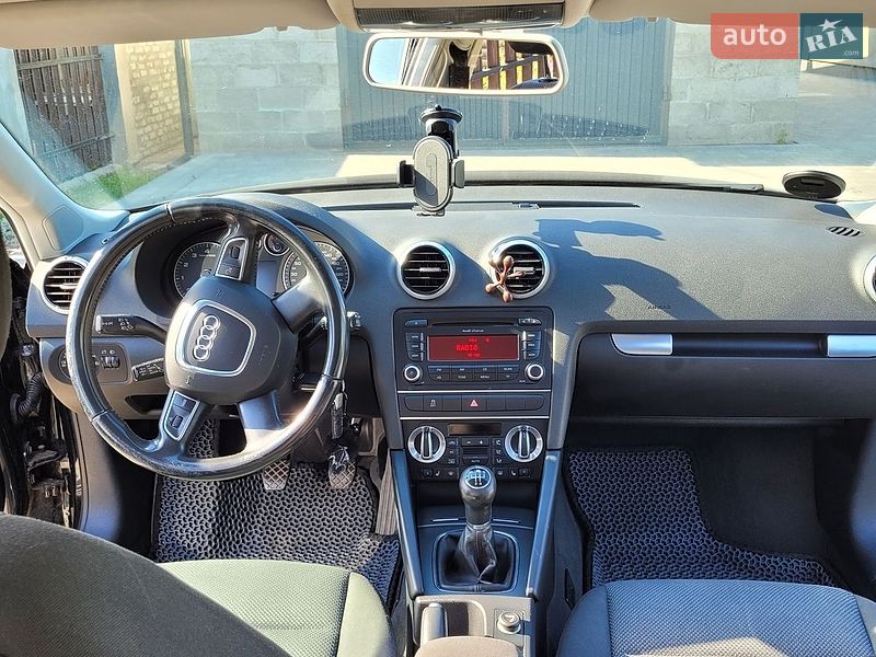 2010 Audi A3, VIN WAUZZZ8PXBA092800:plate — фото 1 (autoria)