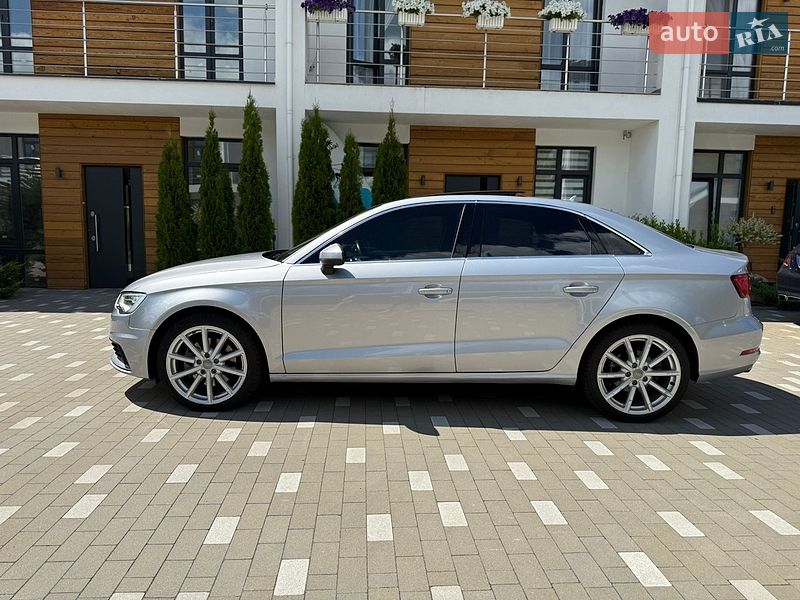 Седан Audi A3 2015 в Києві