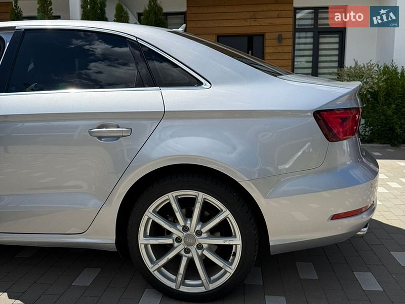Седан Audi A3 2015 в Києві