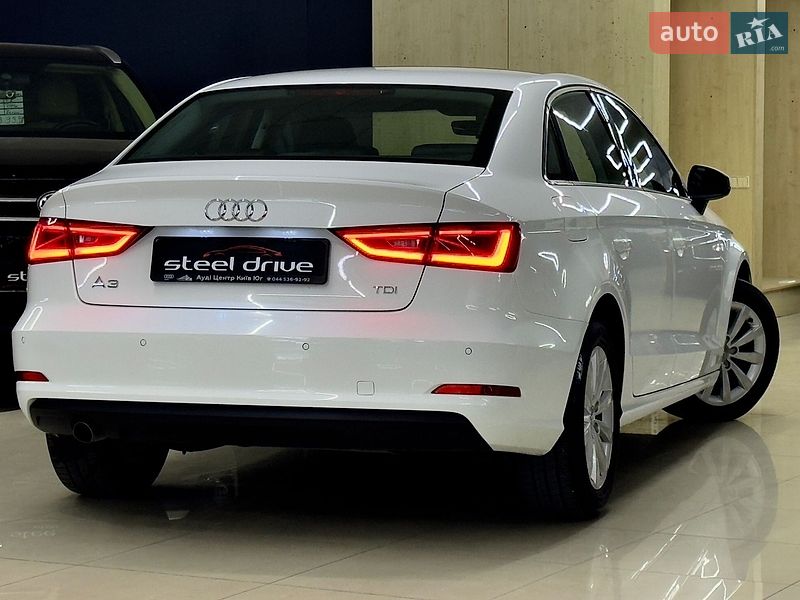 Седан Audi A3 2015 в Миколаєві
