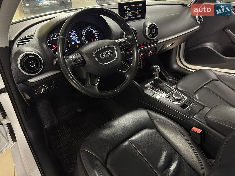 Седан Audi A3 2015 в Миколаєві