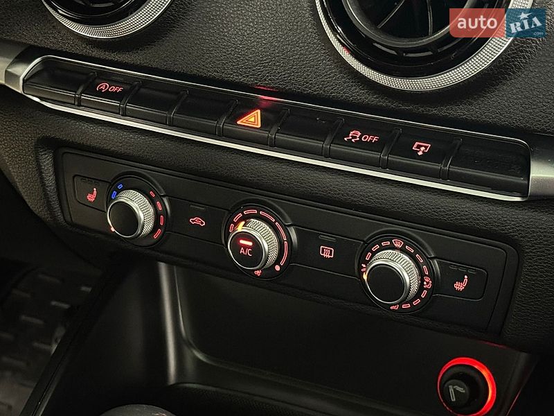 Седан Audi A3 2015 в Миколаєві