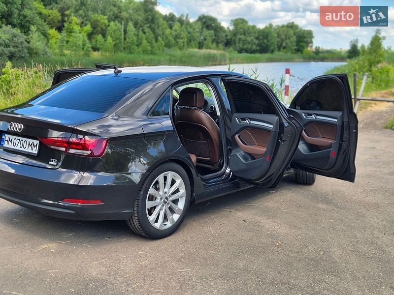 Седан Audi A3 2015 в Конотопе