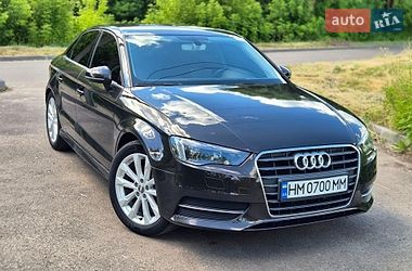 Седан Audi A3 2015 в Киеве