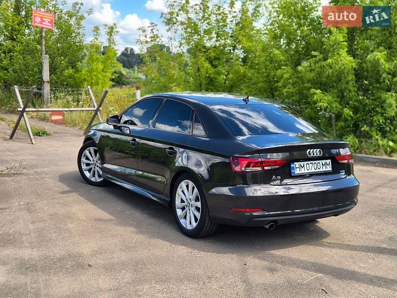 Седан Audi A3 2015 в Конотопе