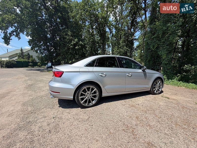 Седан Audi A3 2015 в Києві